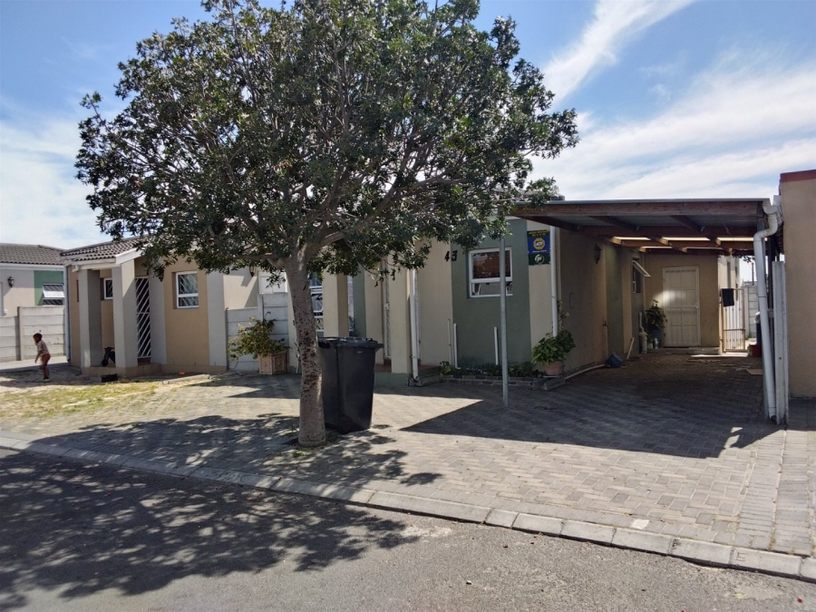 4 Bedroom Property for Sale in The Connifers Western Cape